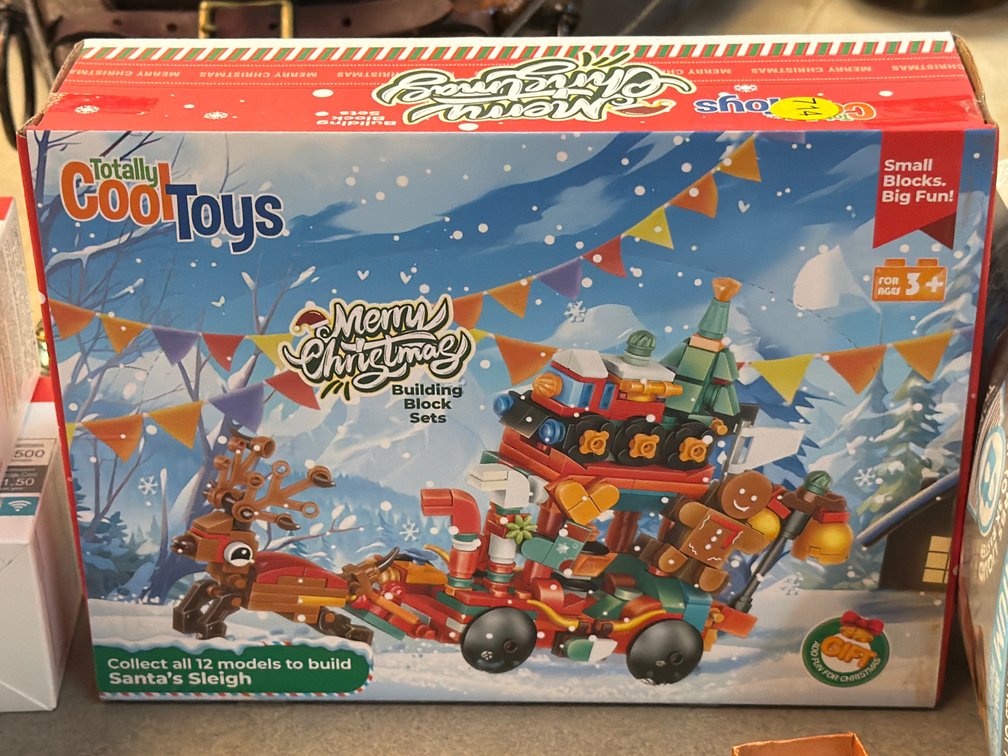 CHRISTMAS TOYS