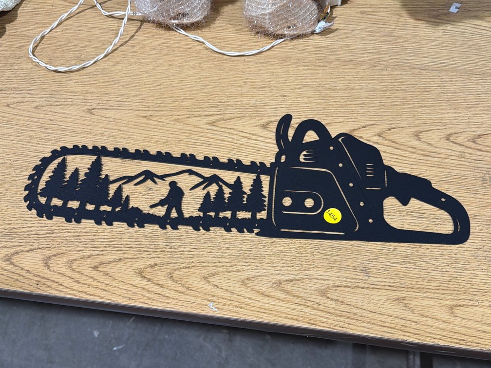 METAL CHAINSAW SIGN