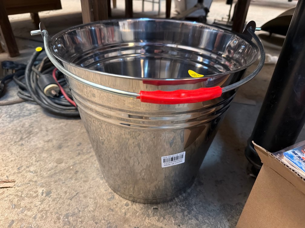 BUCKET