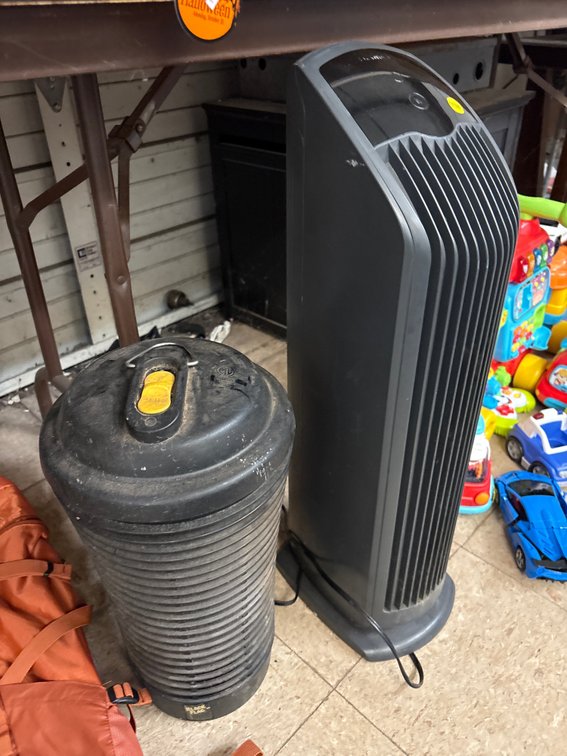 BUG ZAPPER & AIR PURIFIER TOWER