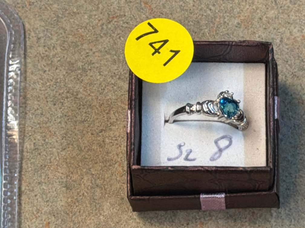 RING SIZE 8