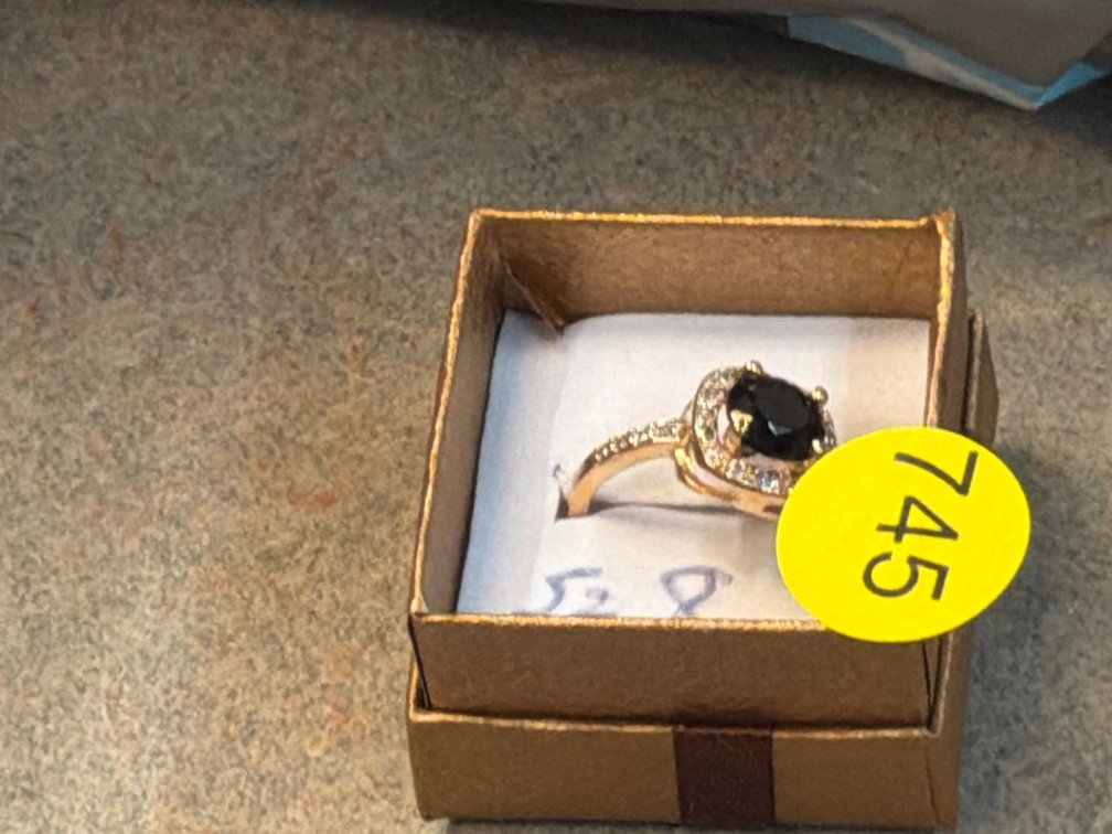 RING SIZE 8