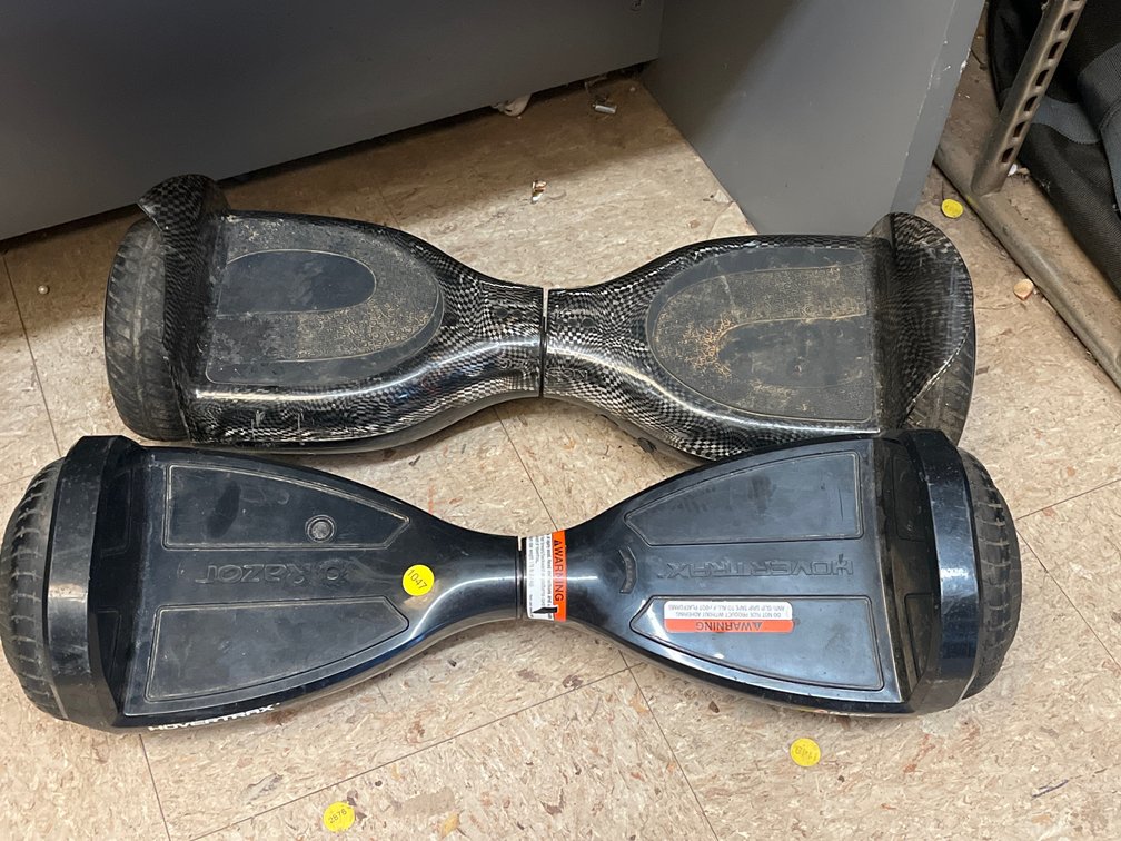 2 HOVER BOARDS