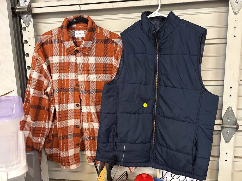 XL FLANNEL SHIRT & VEST