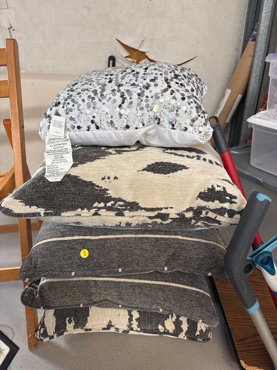MATCHING THROW PILLOWS