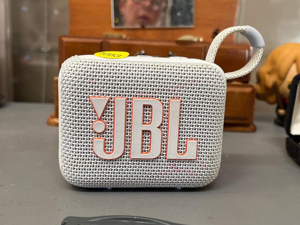 JBL BLUETOOTH SPEAKER
