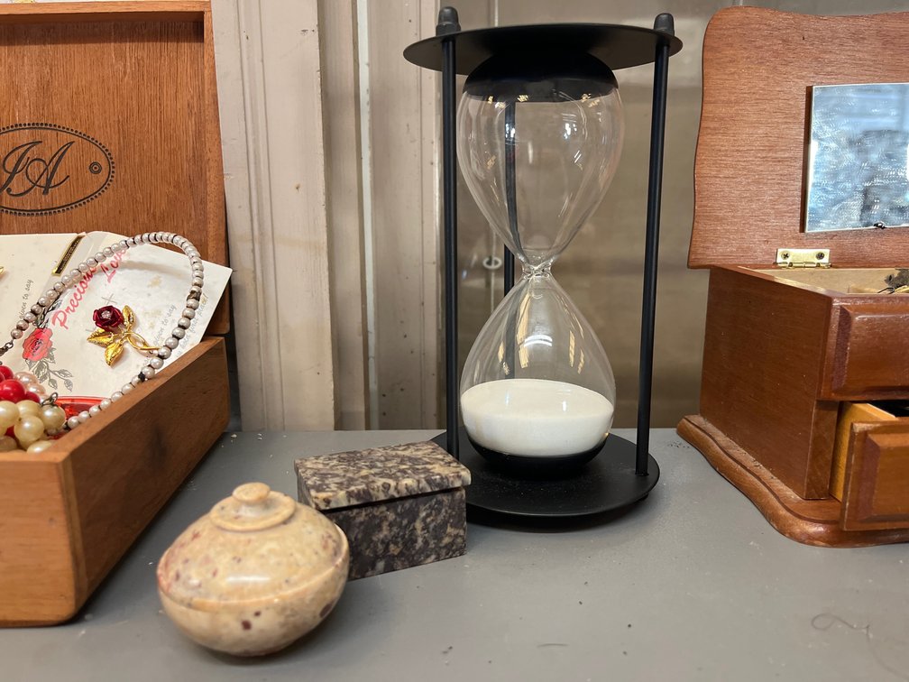 HOUR GLASS AND 2 SMALL MARBLE TRINKET BOXES