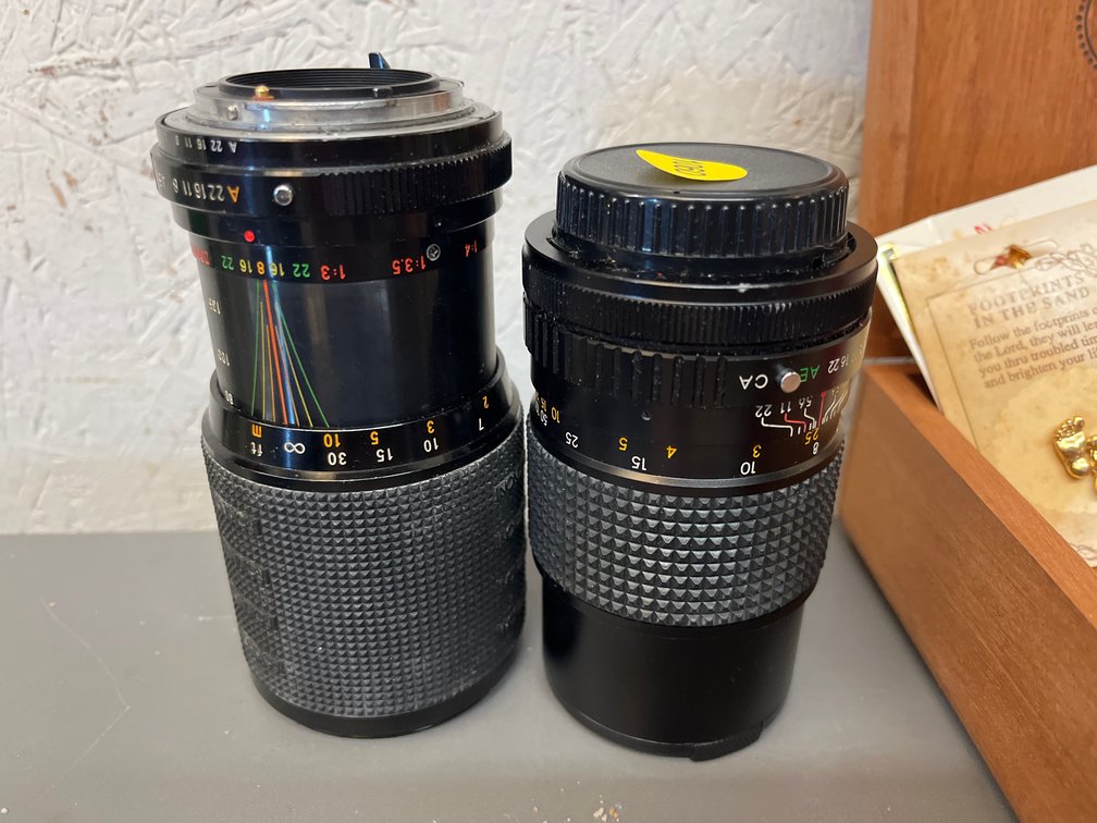 2 CAMERA LENS