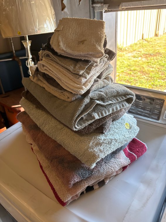 TOWELS & RAGS