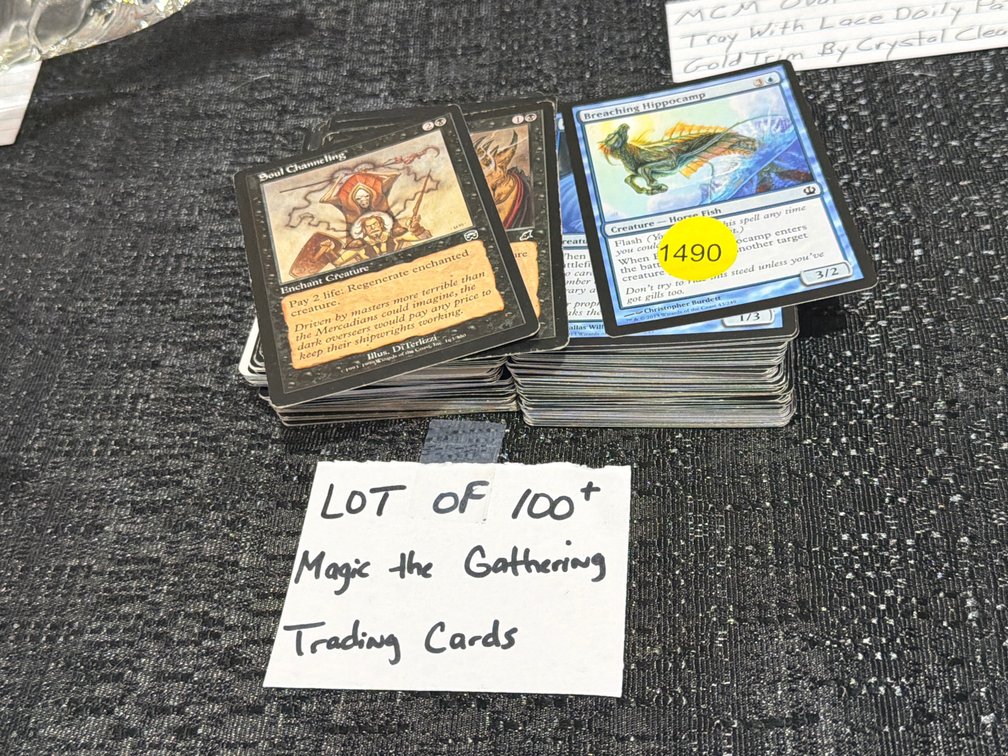 LOT OF 100+ MAGIC THE GATHERING CARDS