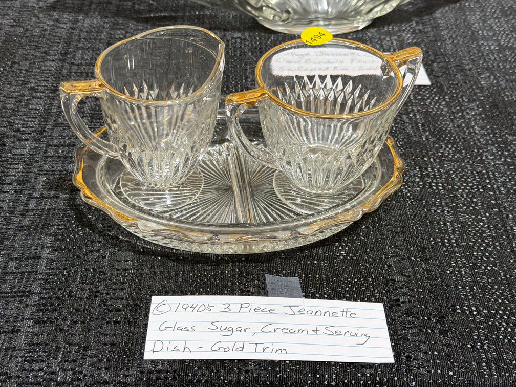 1940S 3PC JEANETTE GLASS SUGAR, CREAMER, AND TRAY SET