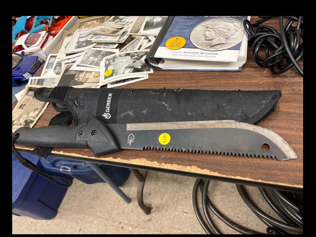 MACHETE