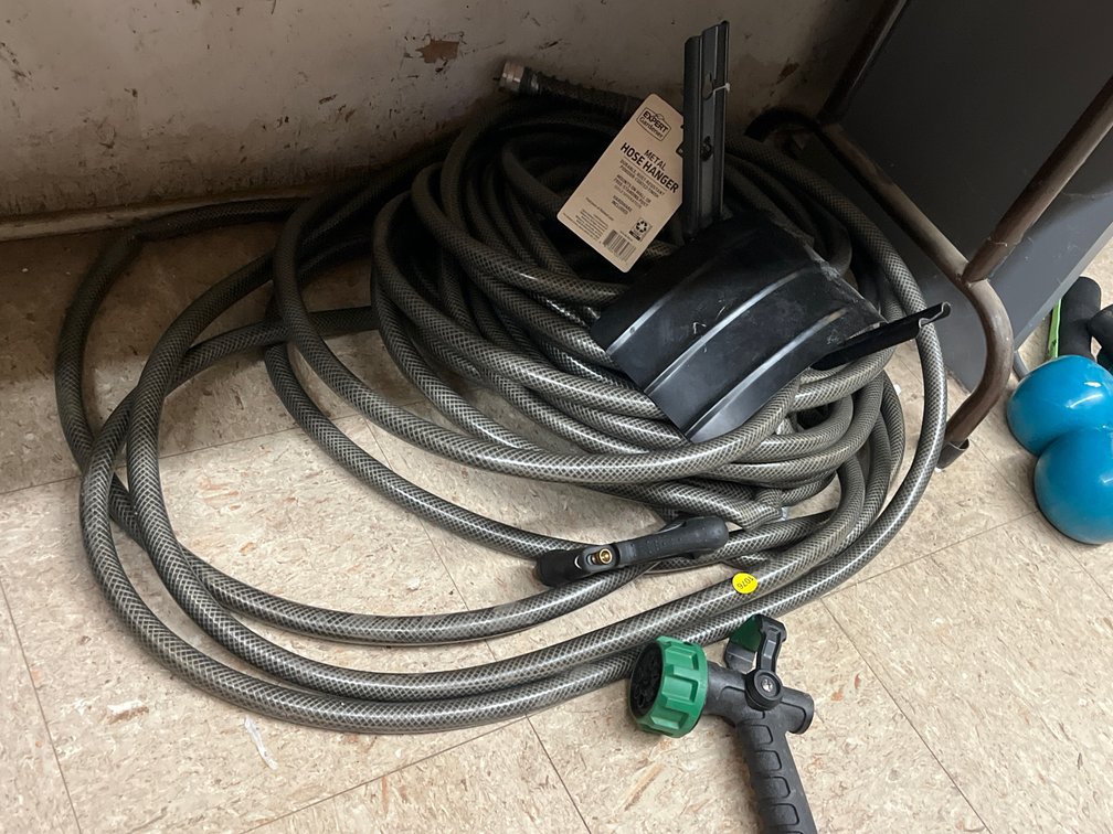 WATER HOSE, NOZZLES, HOSE HANGER
