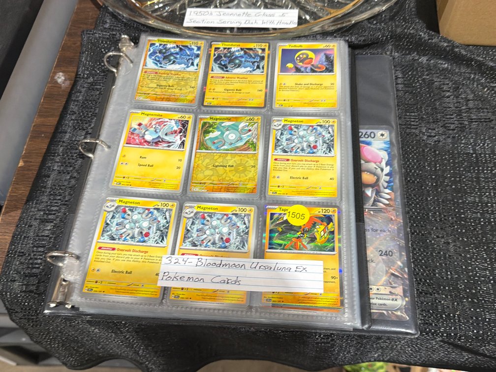 324 POKEMON TRADING CARDS