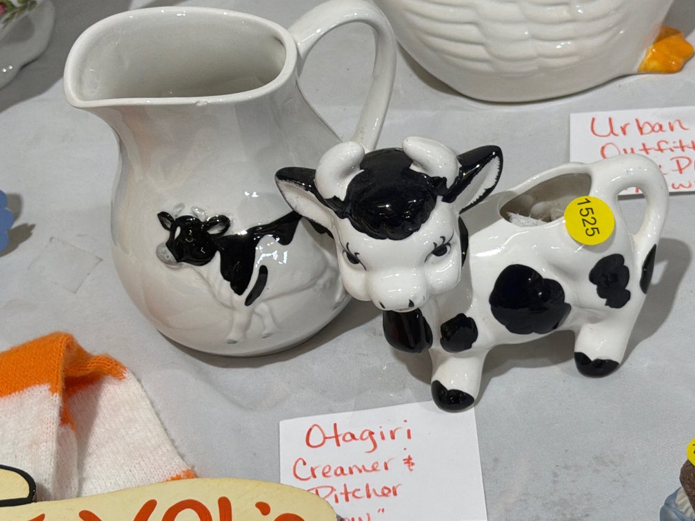 OTAGIRI CREAMER & PITCHER COW