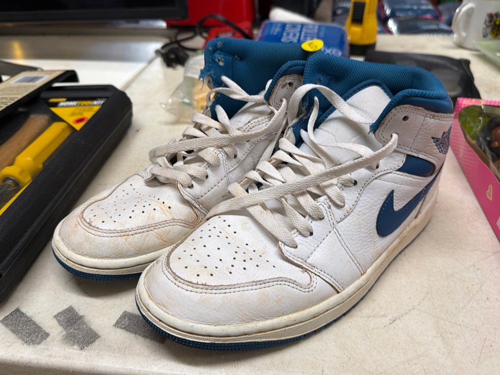 NIKE AIR JORDAN SHOES