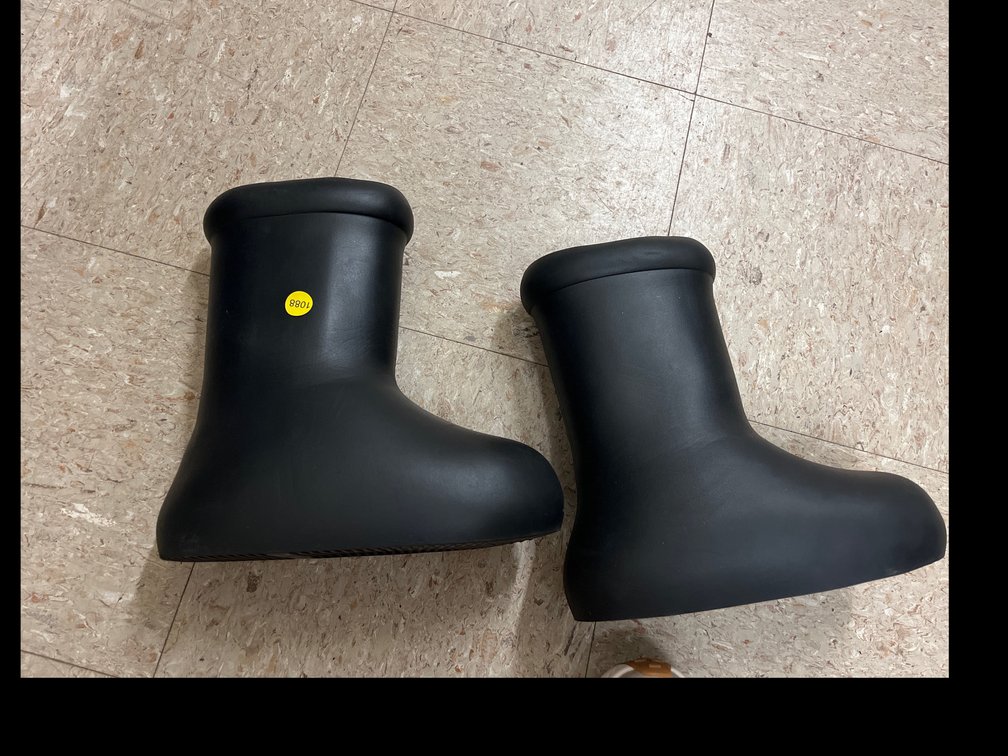 NOVELTY/CARTOON BOOTS