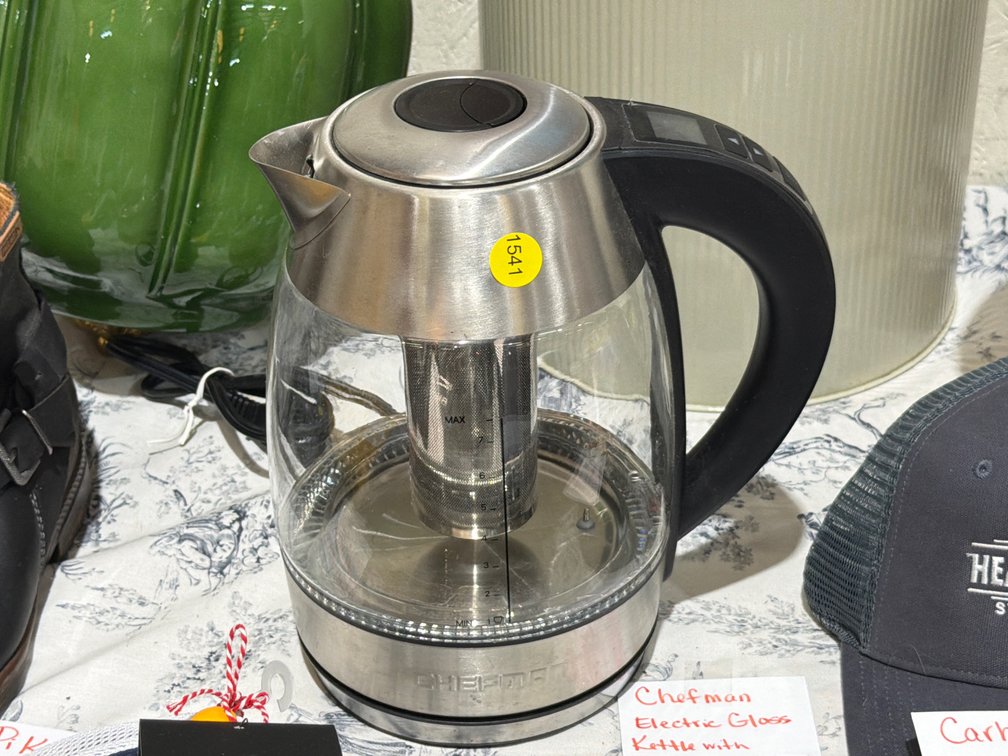 CHEFMAN ELECTRIC GLASS KETTLE