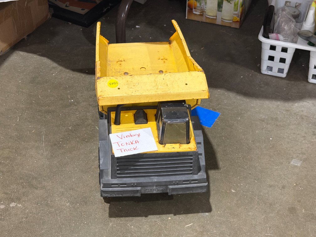 VINTAGE TONKA TRUCK