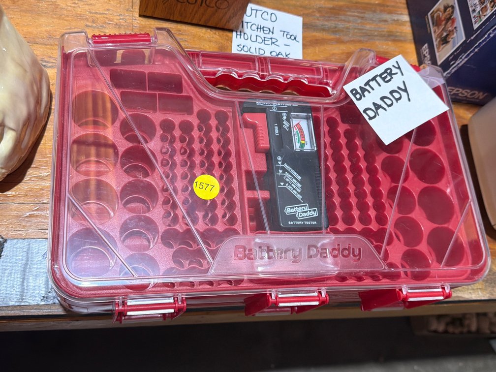BATTERY CASE