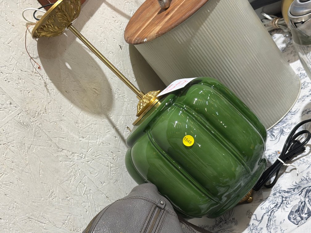 GREEN HANGING LIGHT