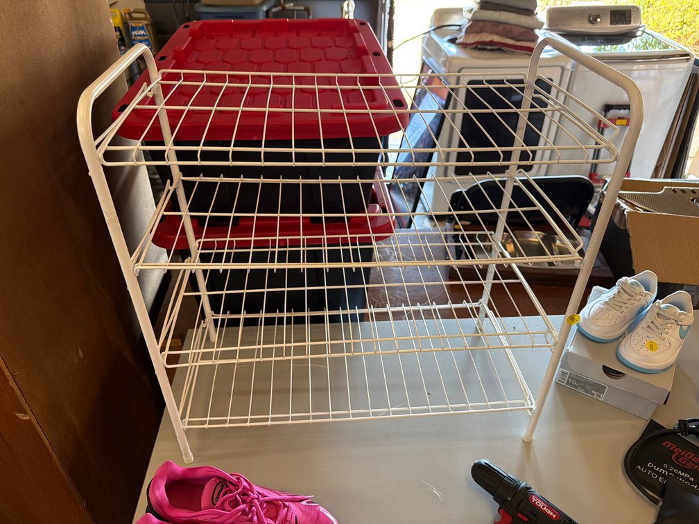 SHOE RACK