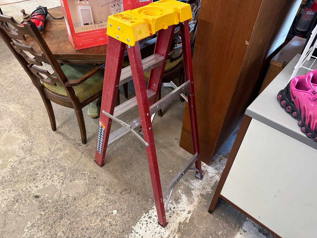 4’ WERNER LADDER