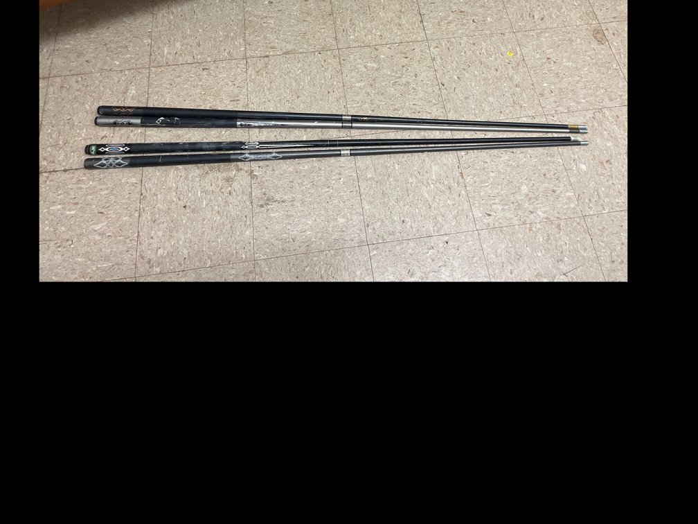 POOL CUES