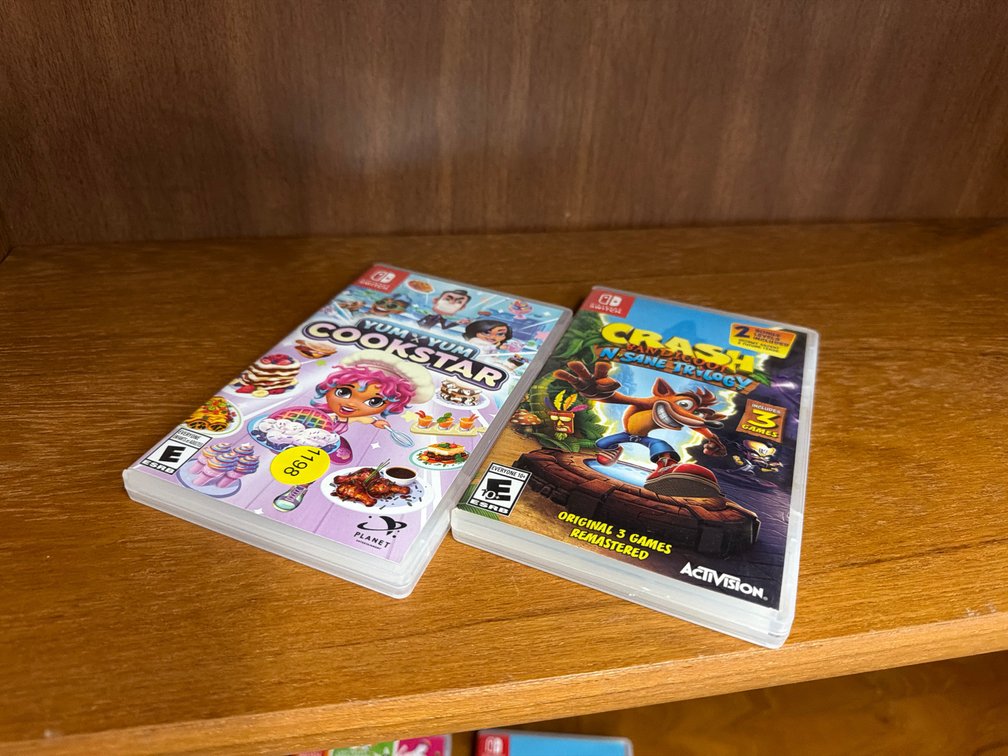 (2) NINTENDO SWITCH GAMES