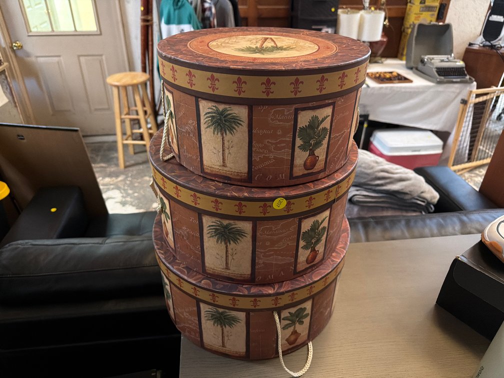 STACKING HAT/STORAGE BOXES