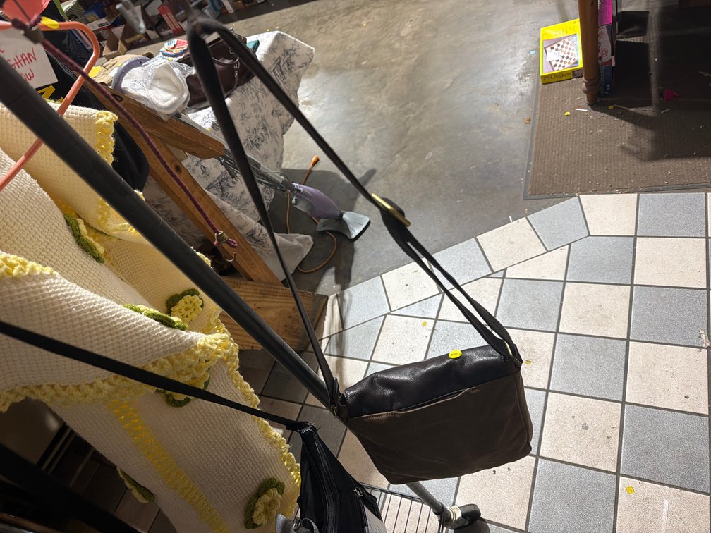 FOSSIL TREVOR CITY MESSENGER BAG