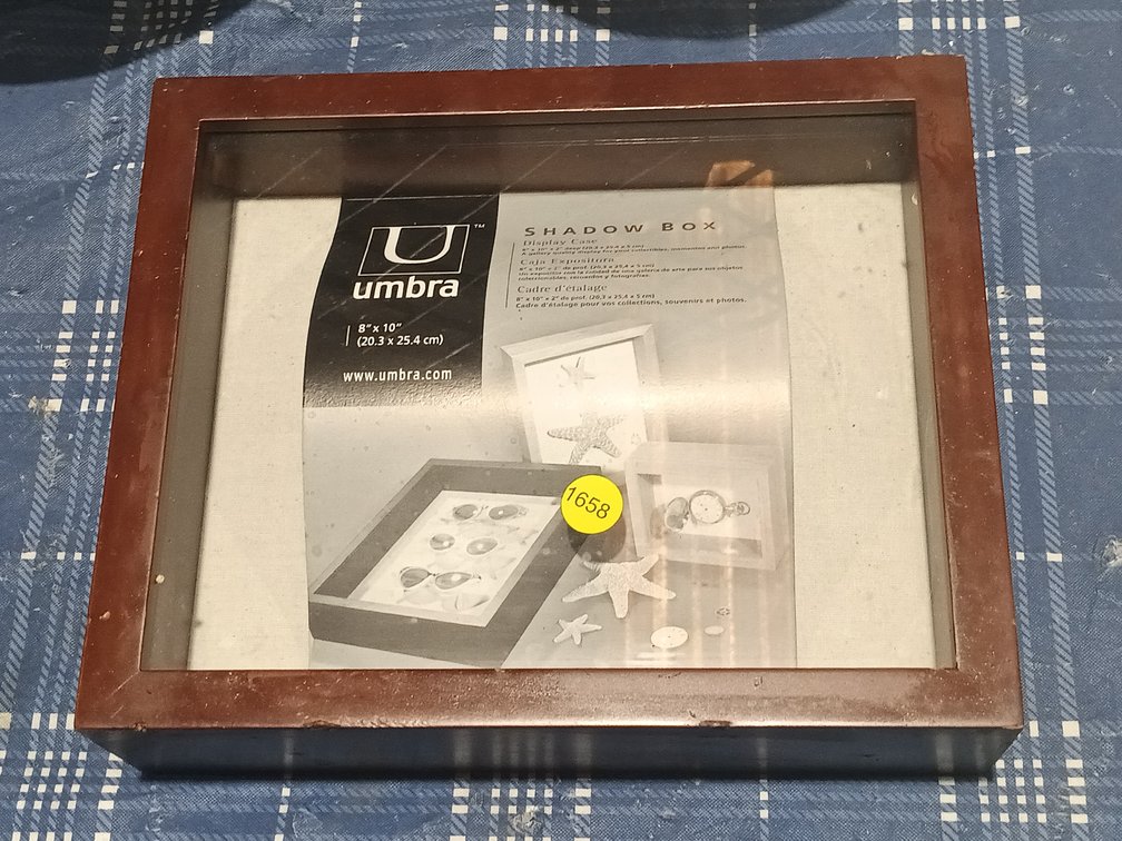 8"X10" SHADOW BOX