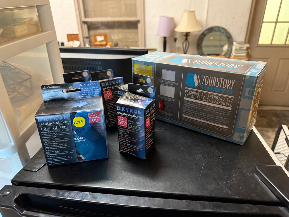 YOUR STORY PERSONAL BOOKBINDING KIT, XYRIN CREATE-A-STICKER