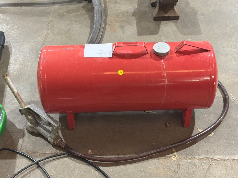 FUEL TANK