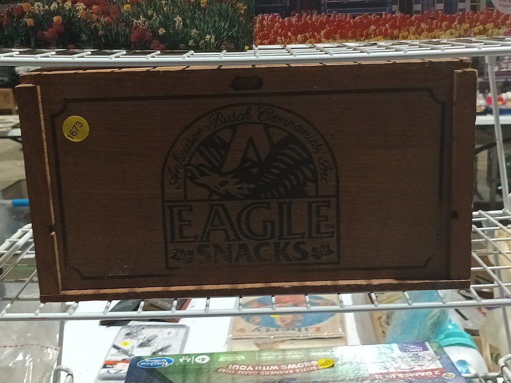WOODEN EAGLE SNACK BOX