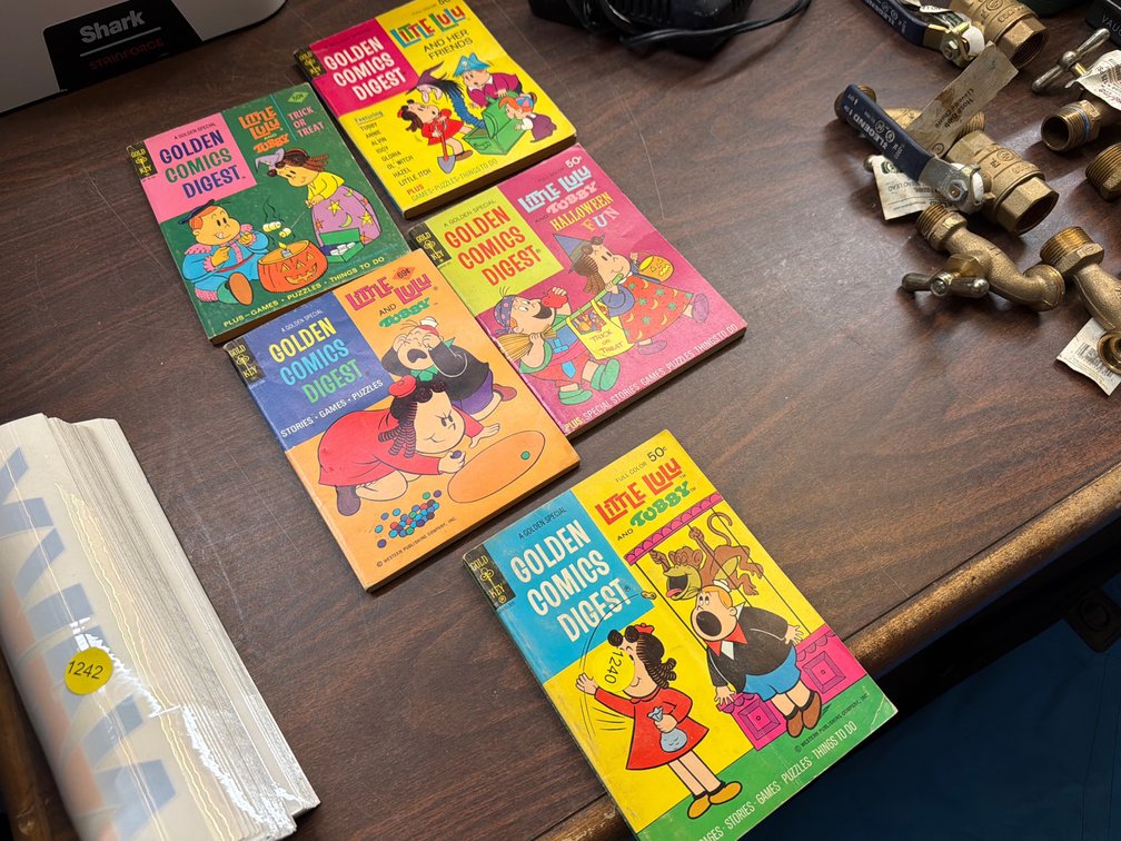 GOLDEN COMICS DIGEST BOOKS- LITTLE LULU AND HER FRIENDS