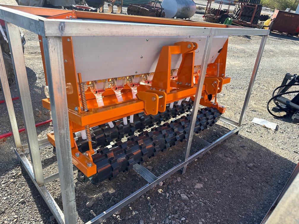 66” SKID STEER OR 3PT NO TILL DRILL