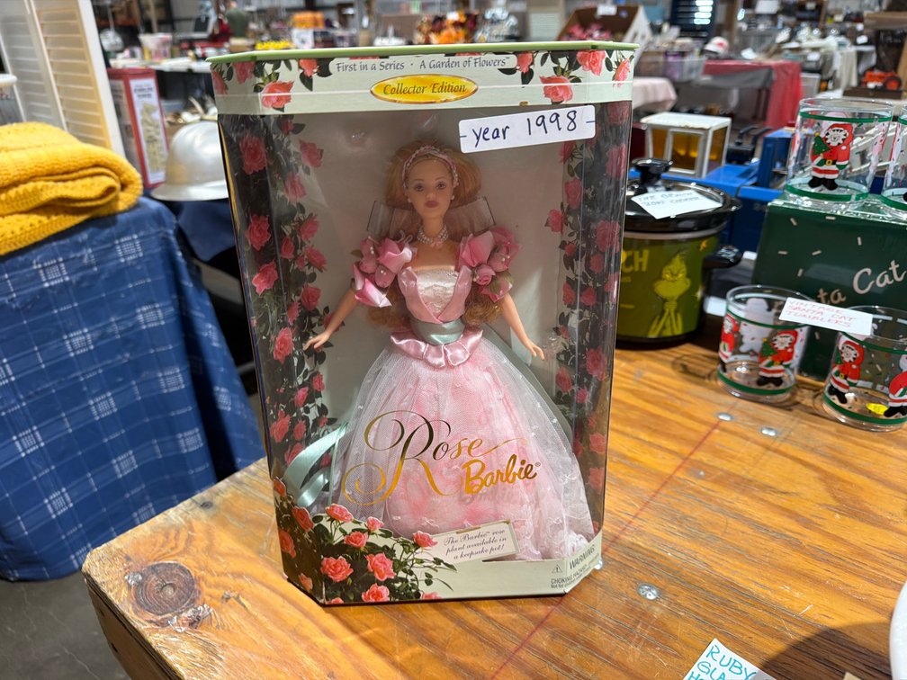 1998 ROSE BARBIE DOLL