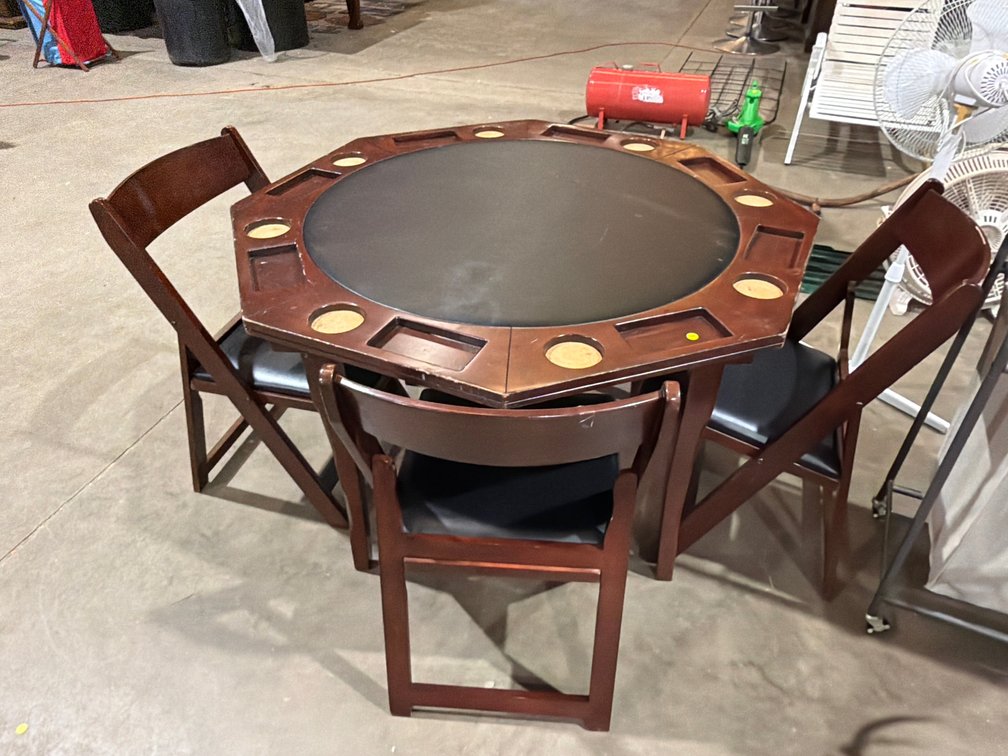 POKER TABLE WITH 3 CHAIRS 47”X47”X30”