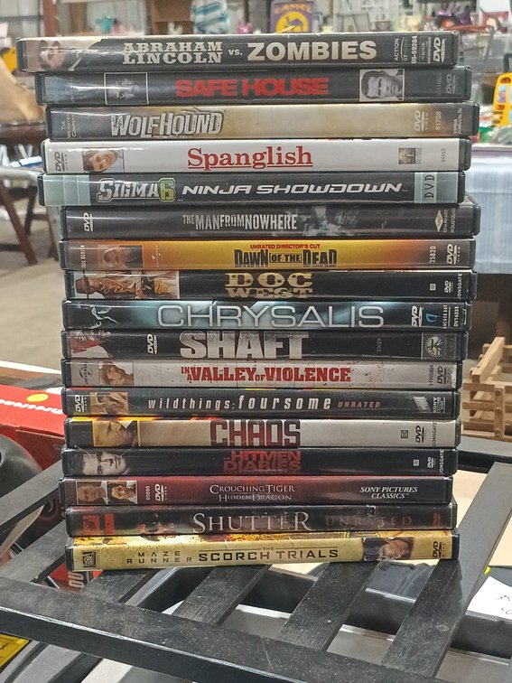 LOT OF DVD MOVIES