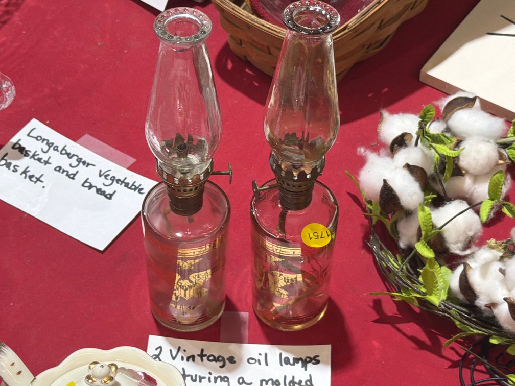 2 VINTAGE OIL LAMPS