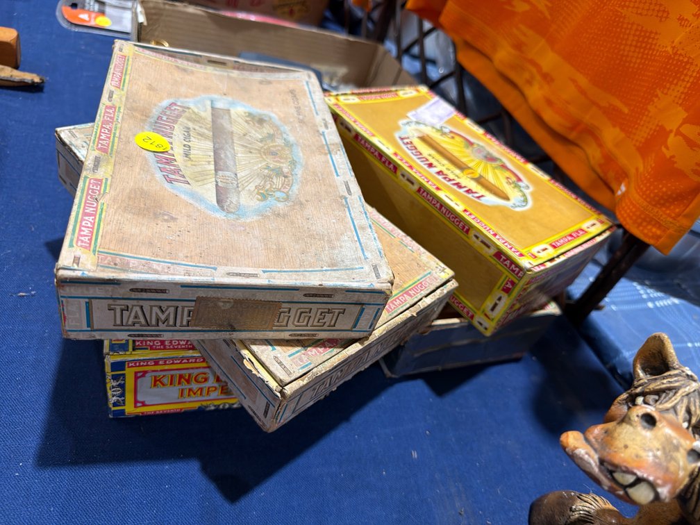 CIGAR BOXES