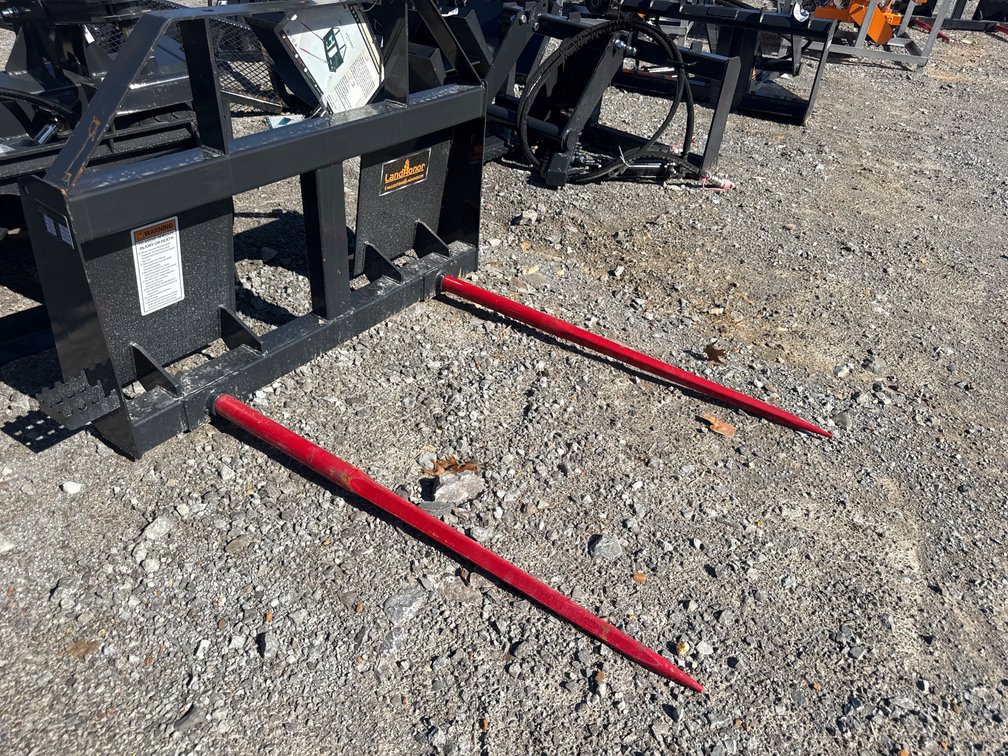 SKID STEER DUAL PRONG HAY SPEAR