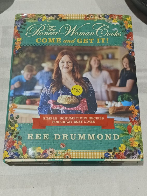 THE PIONEER WOMAN COOK BOOK