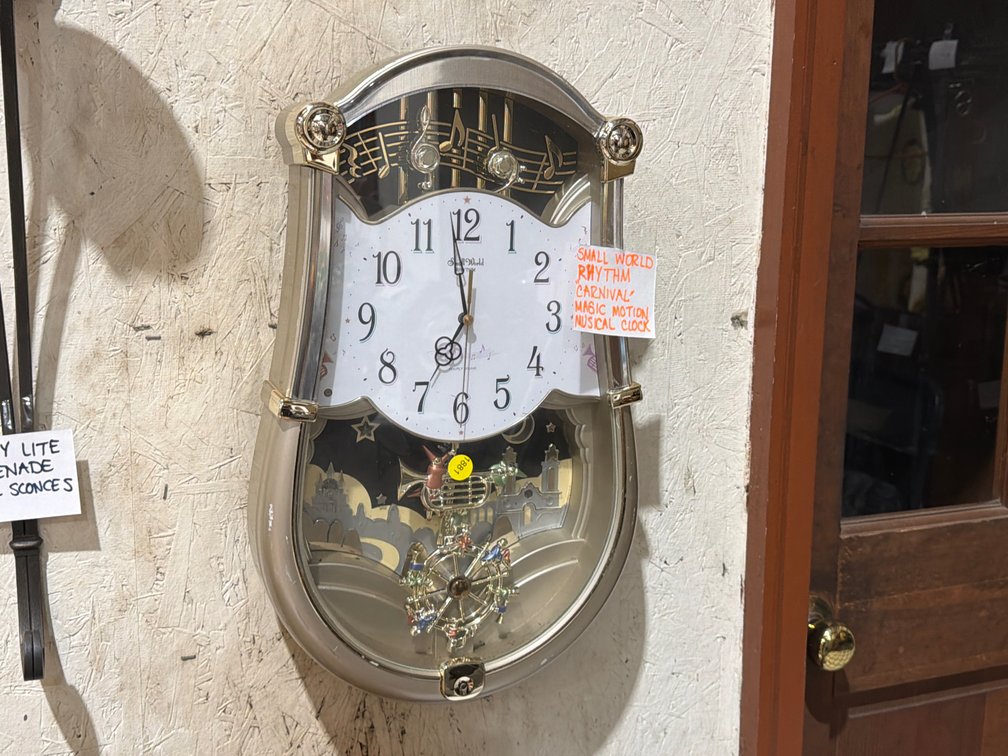 SMALL WORLD RHYTHM “CARNIVAL” MAGIC MOTION MUSICAL CLOCK