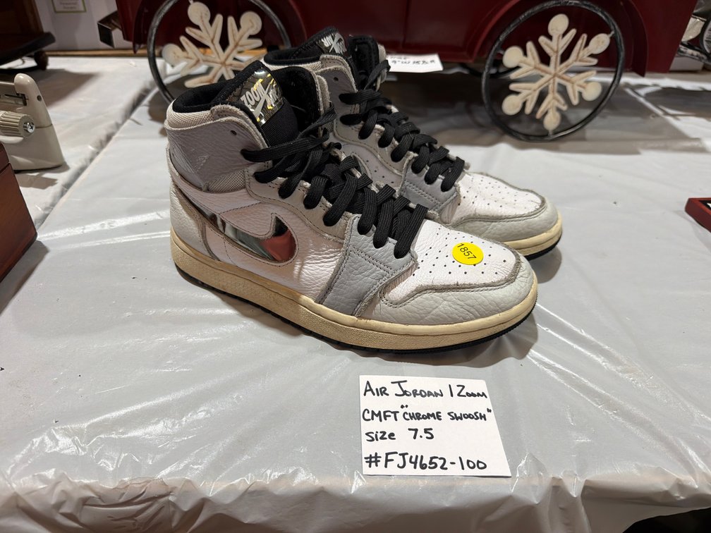 NIKE AIR JORDAN I ZOOM SHOES