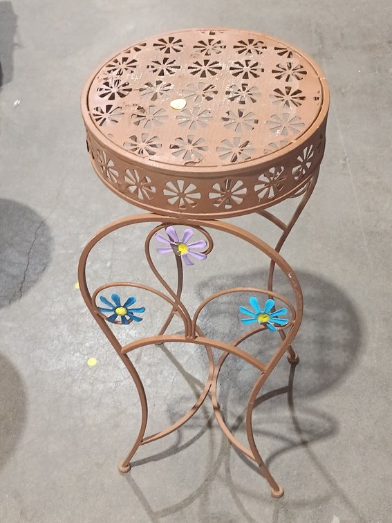 METAL PLANT STAND