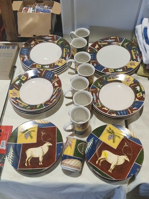 AMERICAN ATELIER STONEWARE PLATES AND CUPS