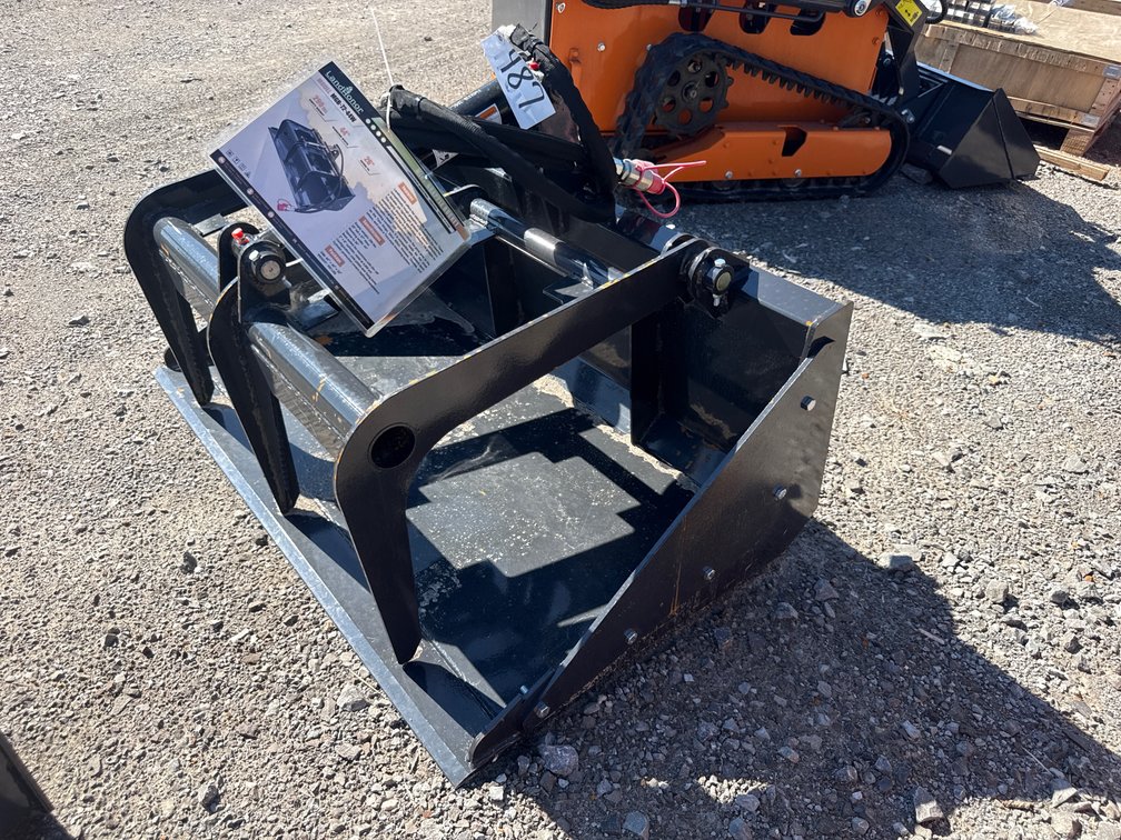 MINI SKID STEER GRAPPLE BUCKET 44”
