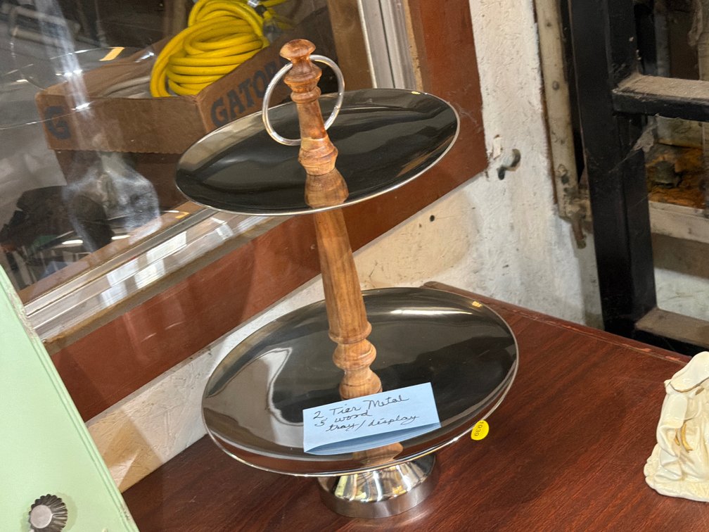 2 TIER METAL TRAY